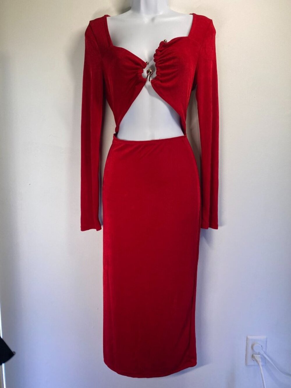 Zaful Medium Red Long Sleeve Cutout Bodycon Midi Dress With Gold Detail